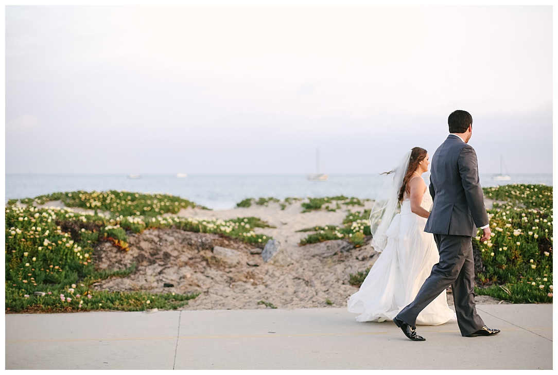 Santa Barbara Hilton Beachfront wedding - Lindsey Drewes Photography